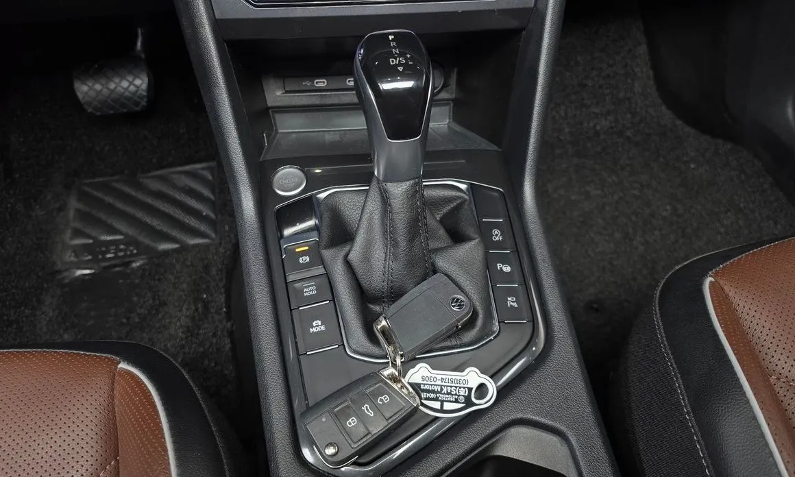 Volkswagen Tiguan — фото 8