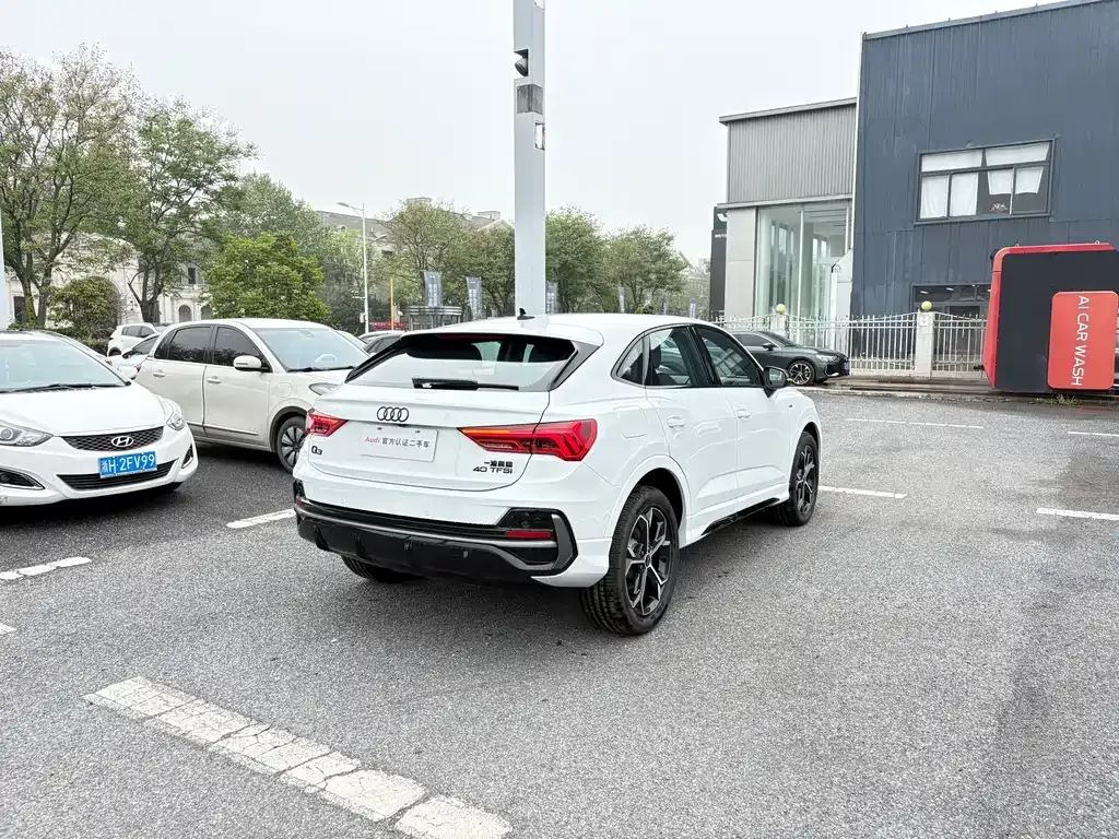 Audi Q3 Sportback — фото 5