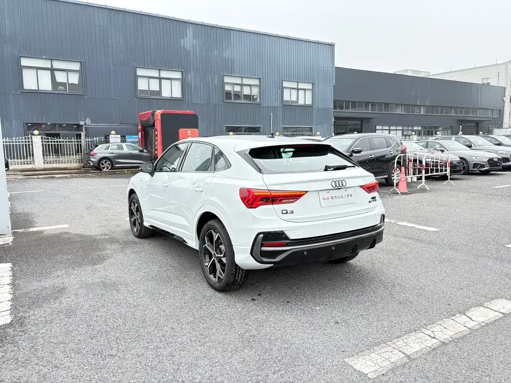 Audi Q3 Sportback — фото 4