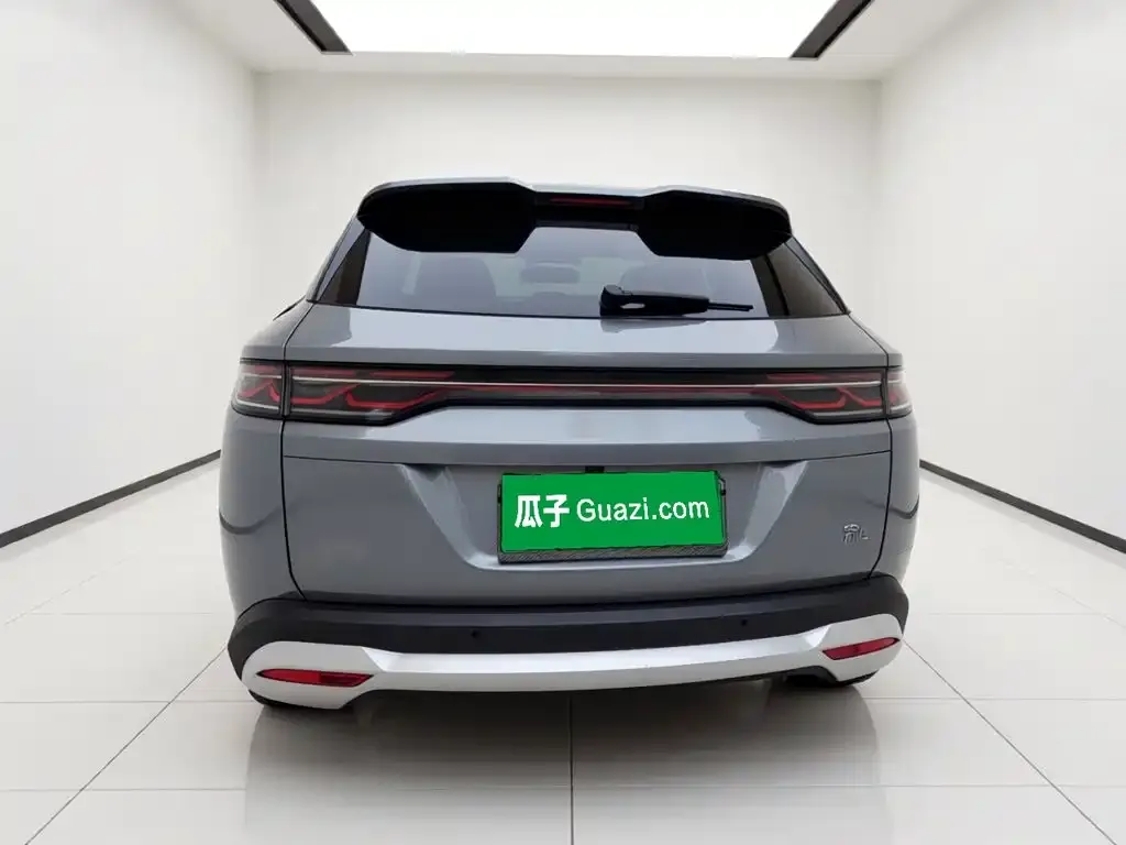 BYD L DM-i — фото 10