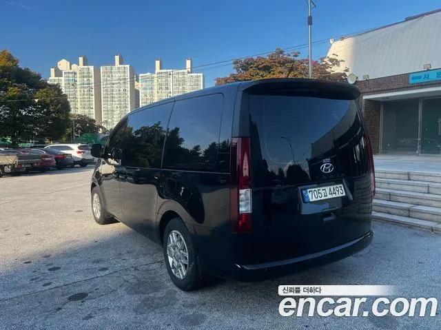 Hyundai Staria — фото 10