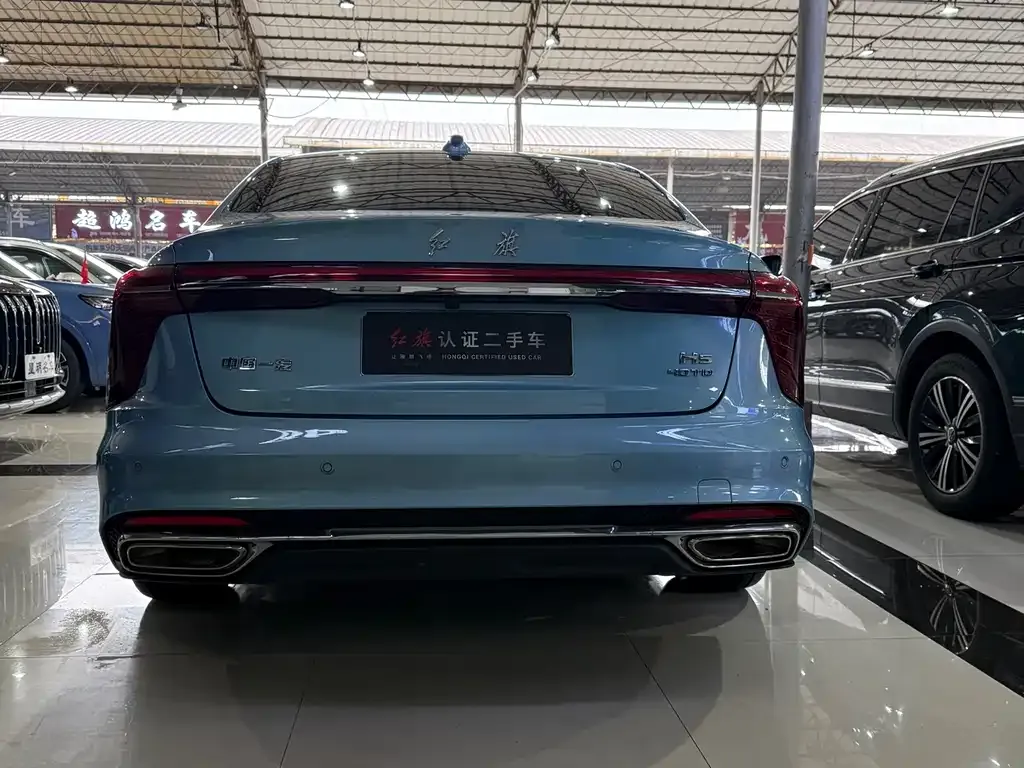 Hongqi H5 — фото 10