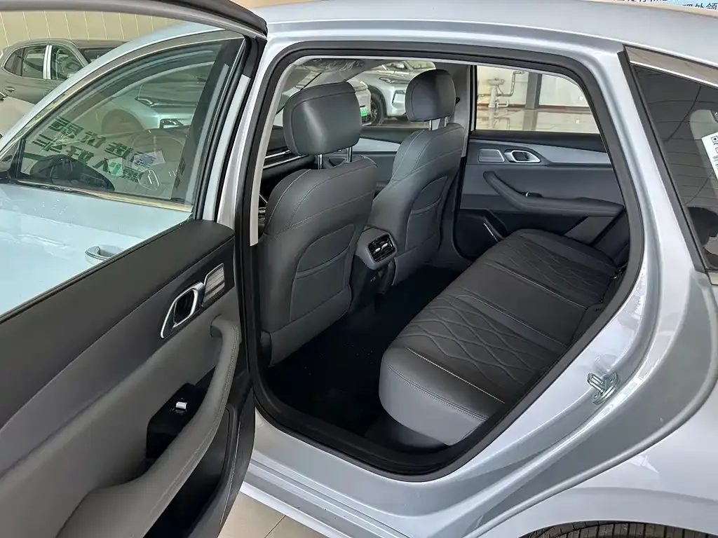 Geely Galaxy A7 EM — фото 4