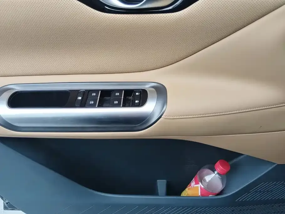 GAC Motor Trumpchi E8 — фото 4