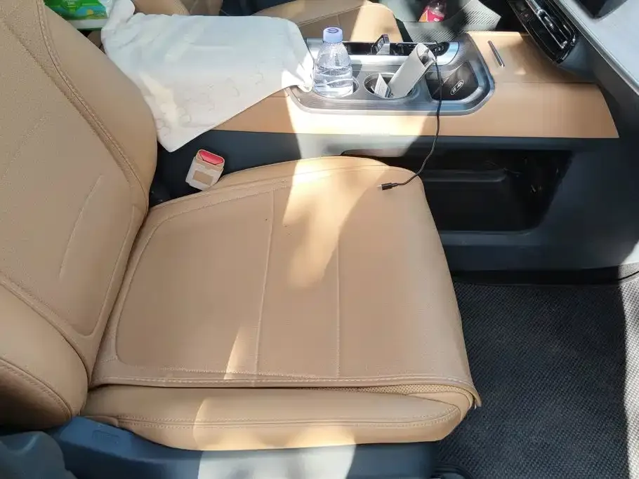 GAC Motor Trumpchi E8 — фото 9