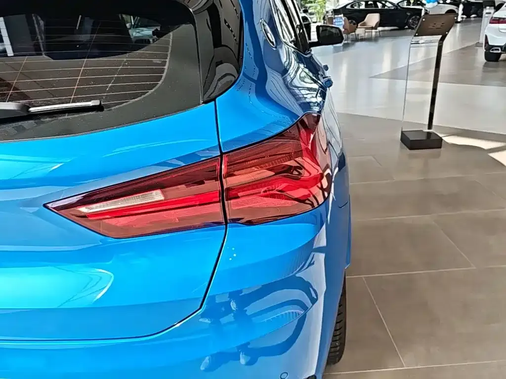 BMW X2 — фото 9