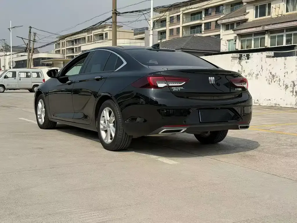 Buick Regal — фото 3