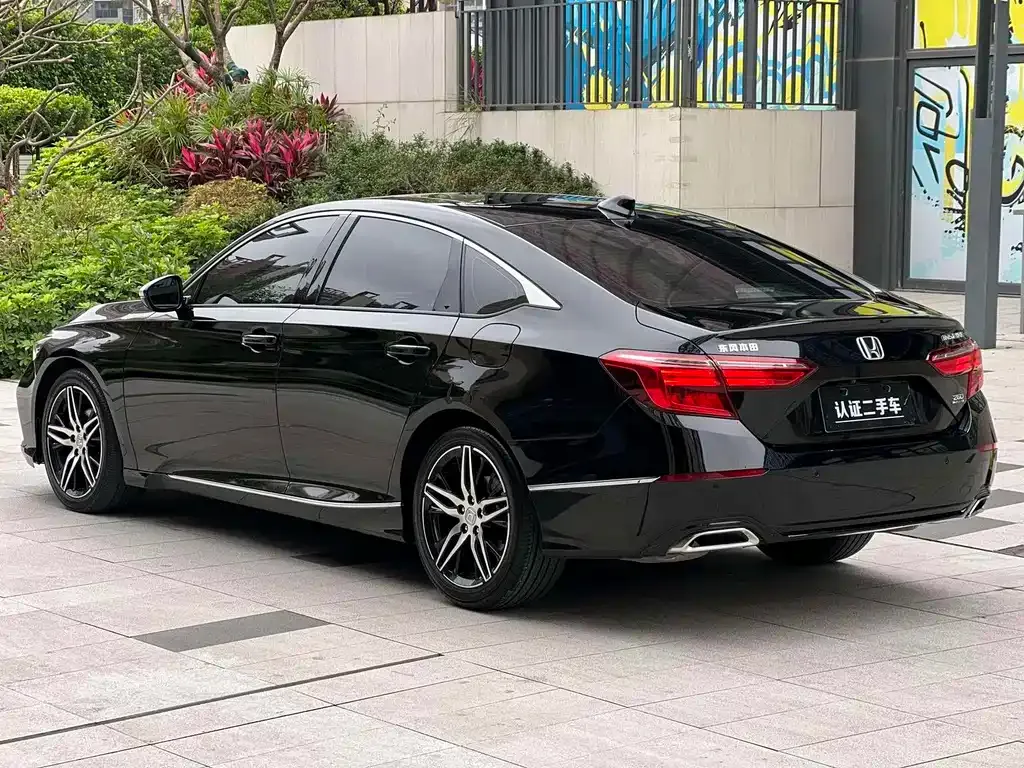 Honda Inspire — фото 7
