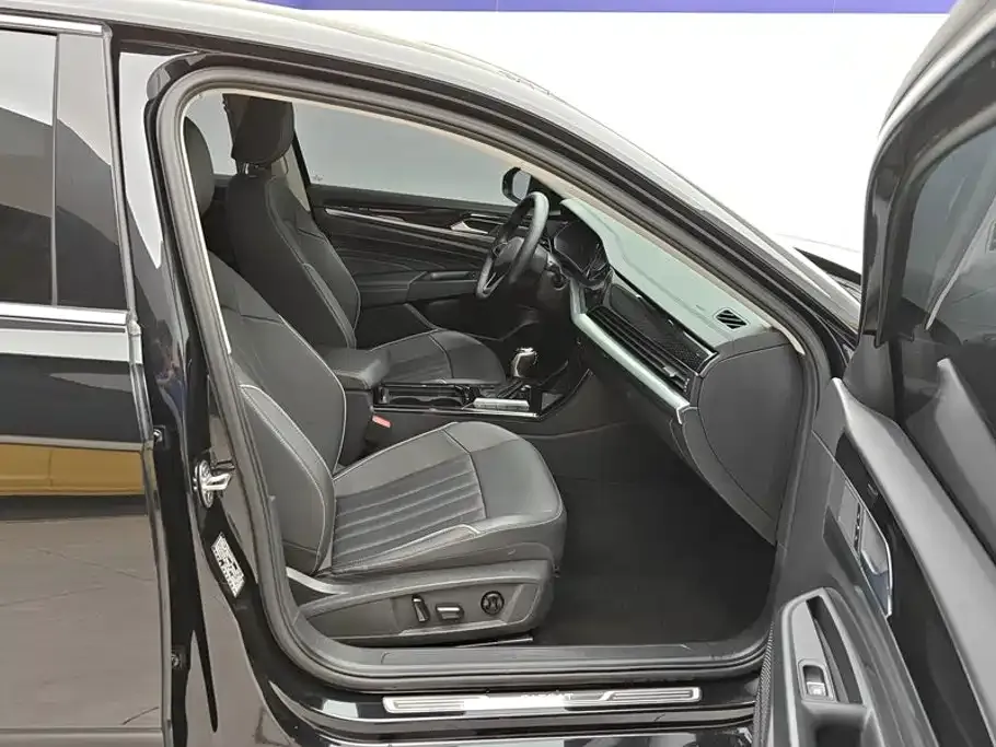 Volkswagen Passat — фото 9