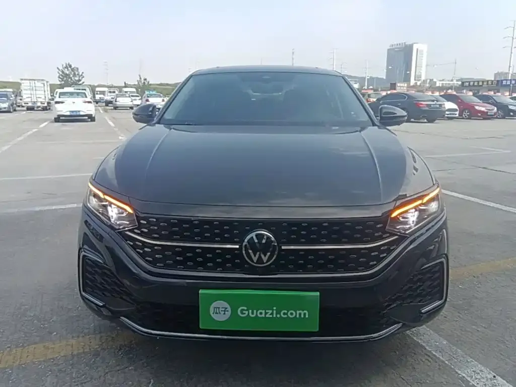 Volkswagen Passat — фото 4