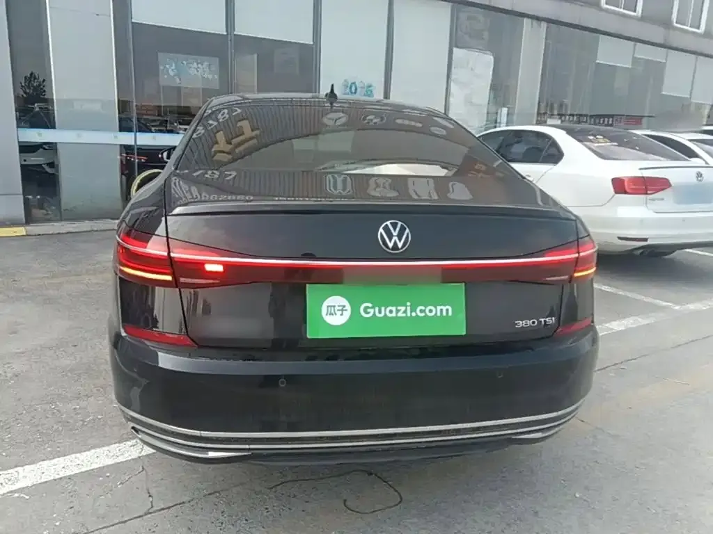 Volkswagen Passat — фото 2