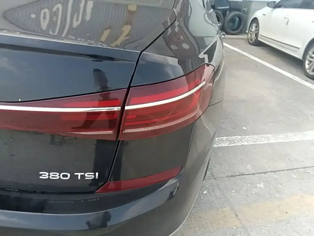 Volkswagen Passat — фото 3