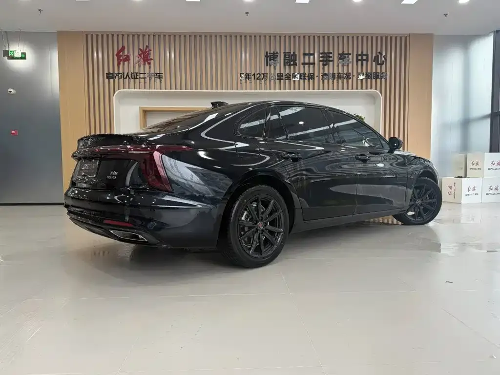 Hongqi H5 — фото 4