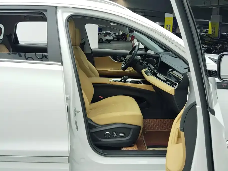 Chery Tiggo 8 PRO — фото 2