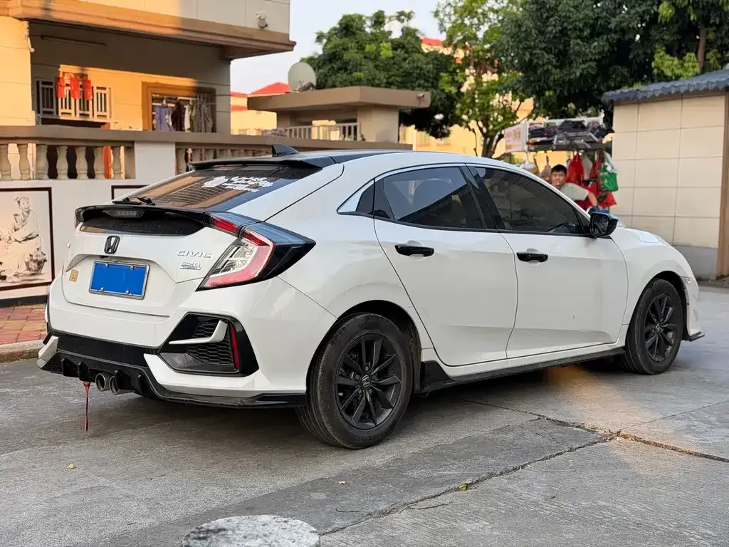 Honda Civic — фото 3