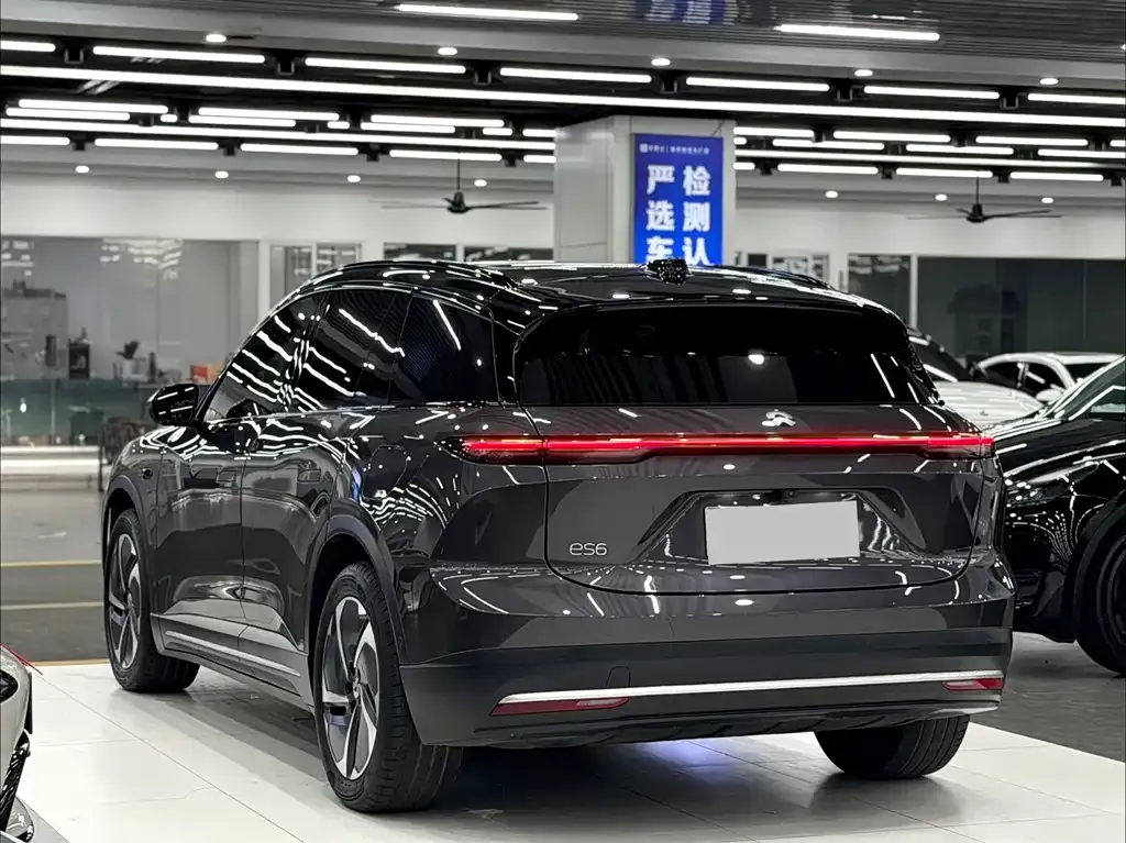 NIO ES6 — фото 9