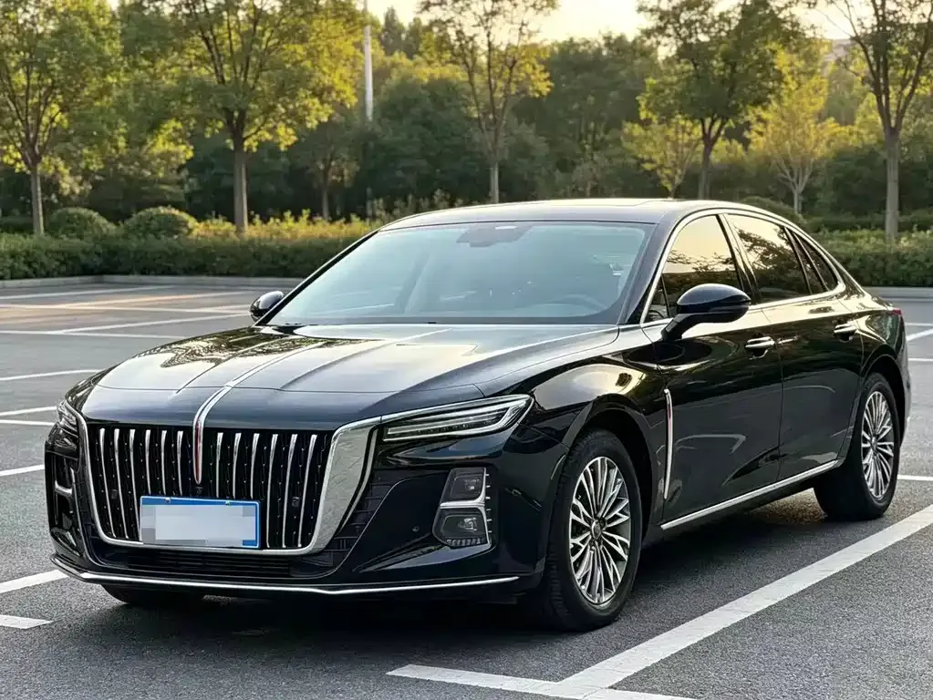 Hongqi H5 — фото 1