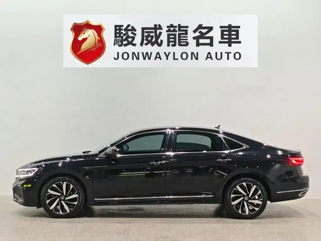 Volkswagen Passat — фото 2