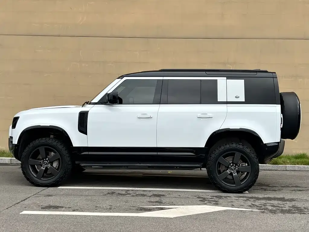 Land Rover Defender — фото 5