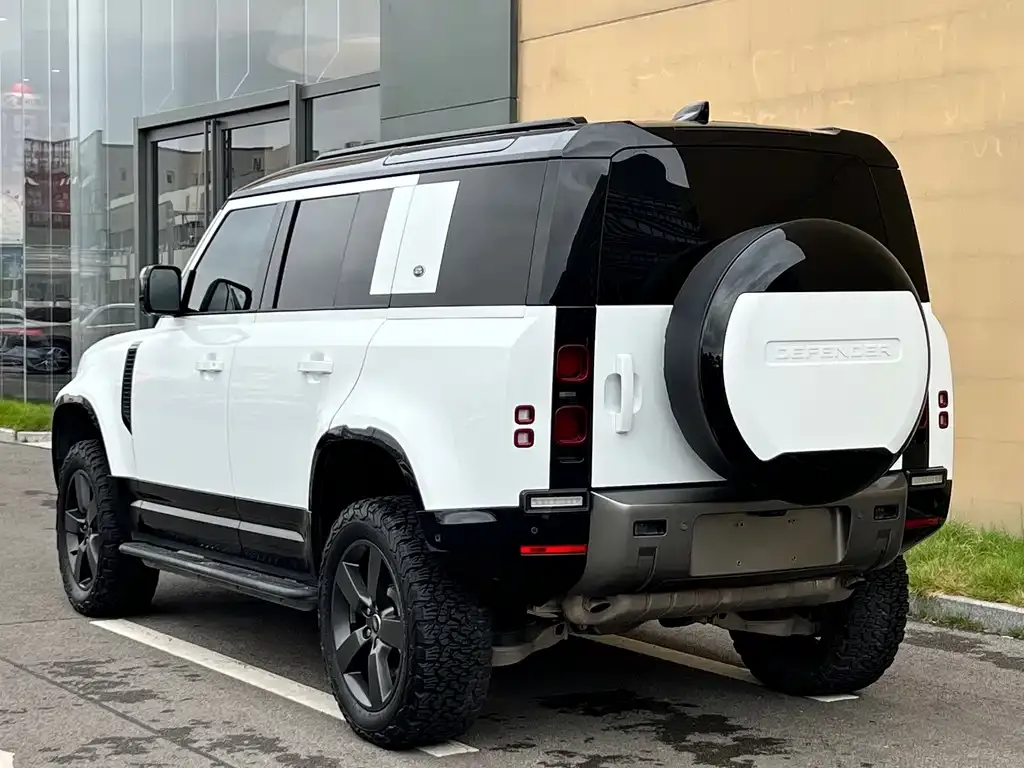 Land Rover Defender — фото 3