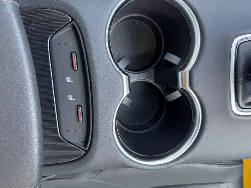 Toyota Harrier — фото 8