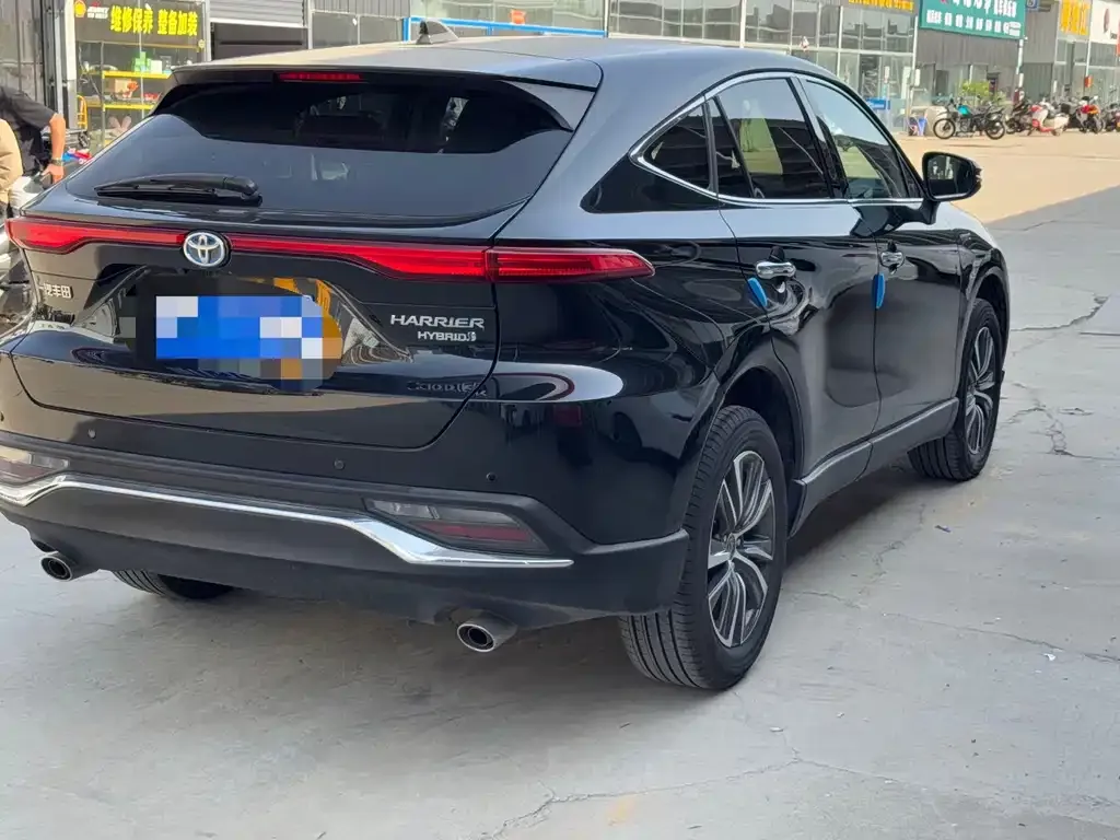 Toyota Harrier — фото 6