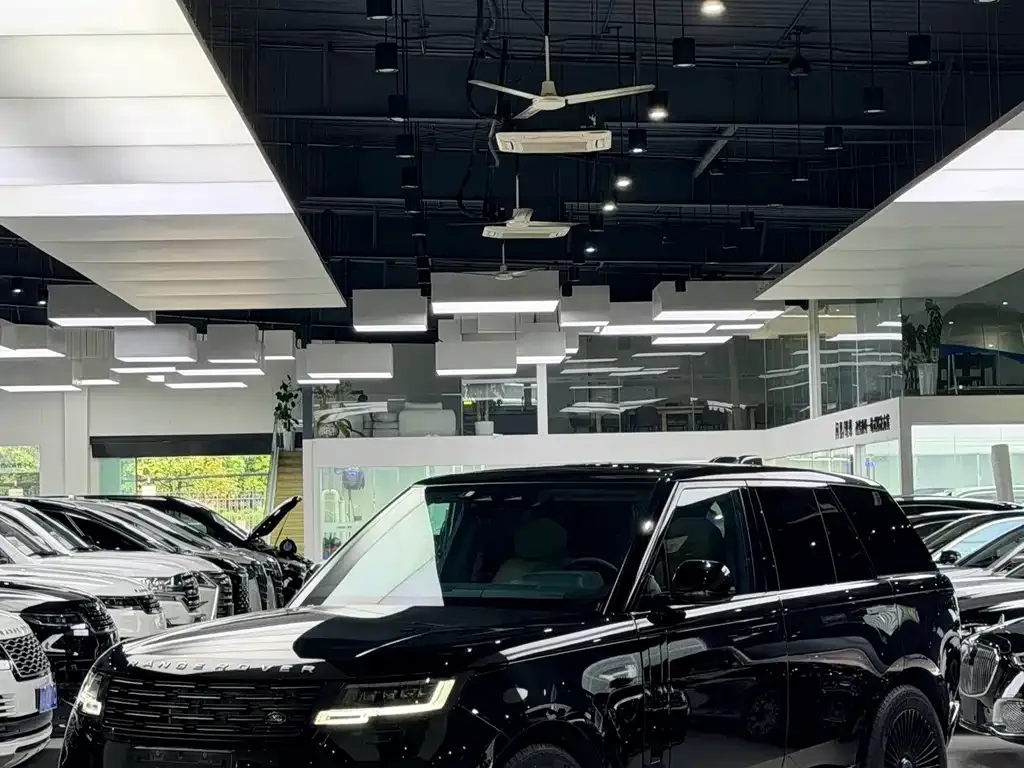Land Rover Range Rover — фото 1