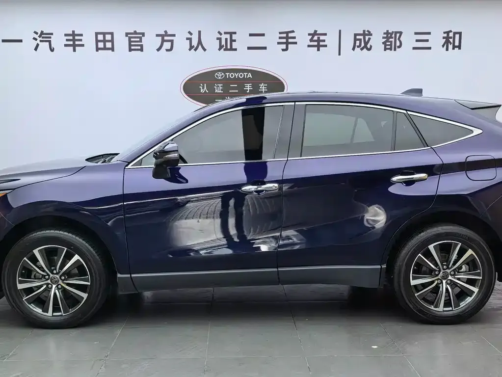 Toyota Harrier — фото 7