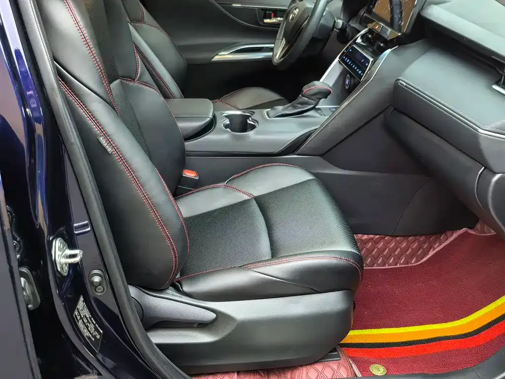 Toyota Harrier — фото 5