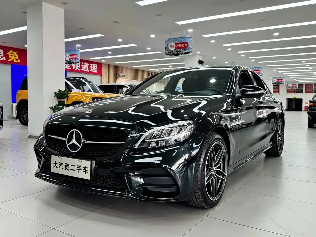 Mercedes-Benz C-Class — фото 1