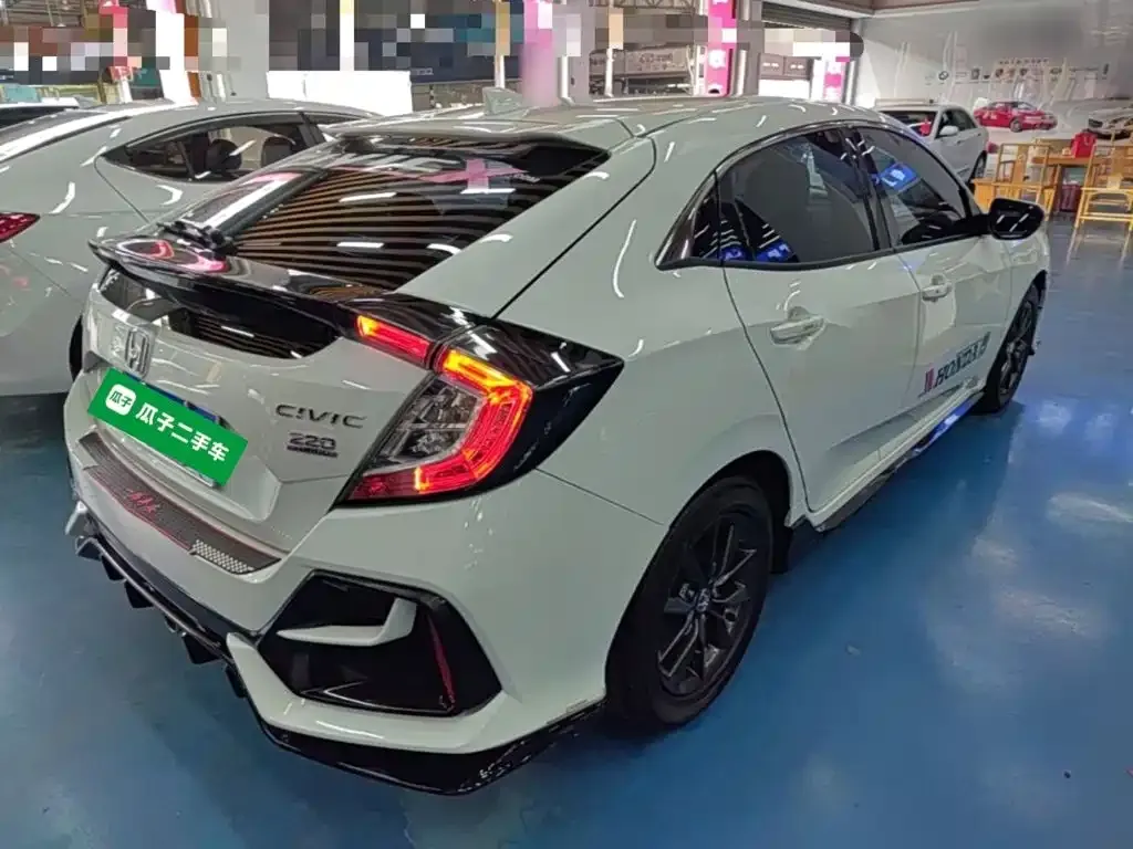 Honda Civic — фото 8