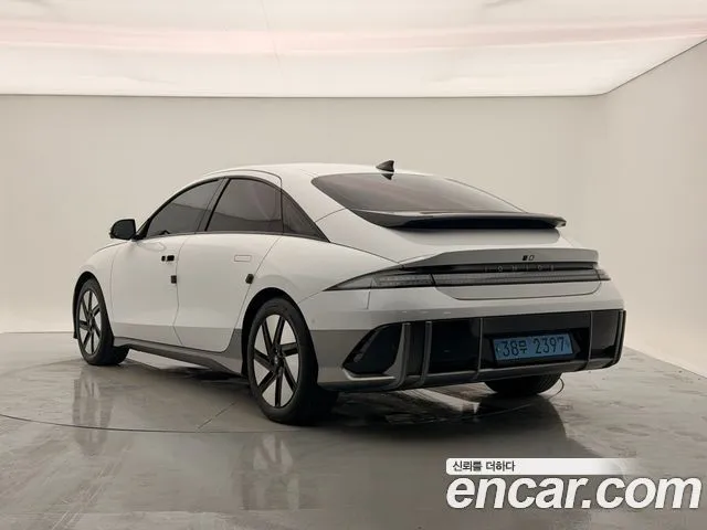 Hyundai Ioniq6 — фото 7