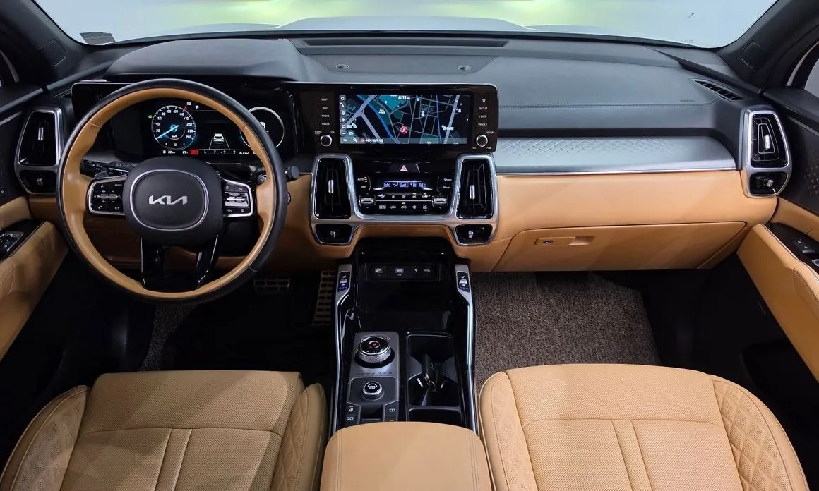 Kia Sorento — фото 10
