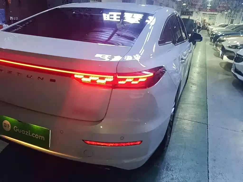 Bestune B70 — фото 2