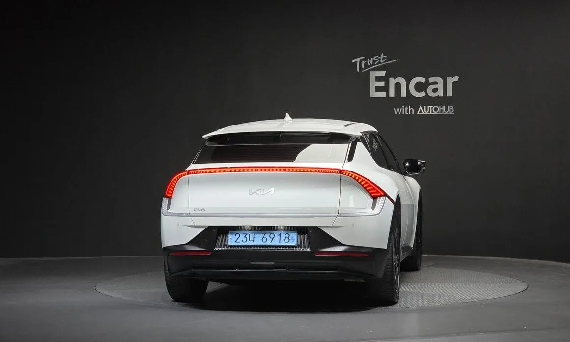 Kia EV6 — фото 6