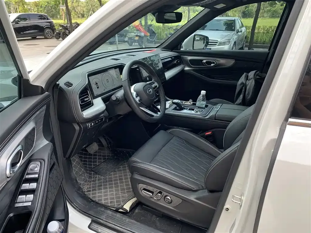 GAC Motor Trumpchi GS8 — фото 3