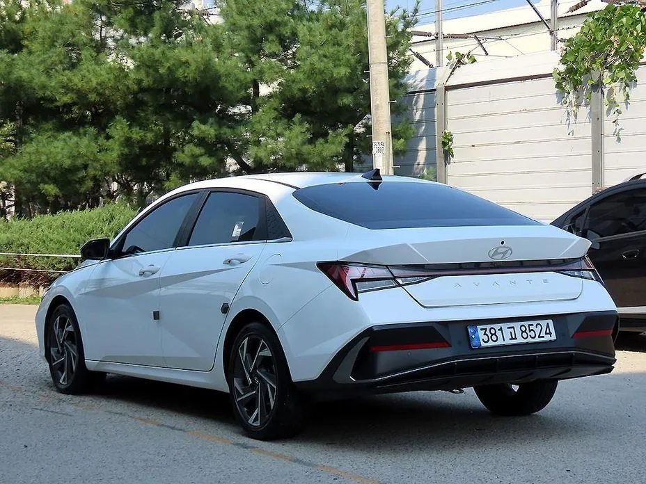 Hyundai AVANTE — фото 4