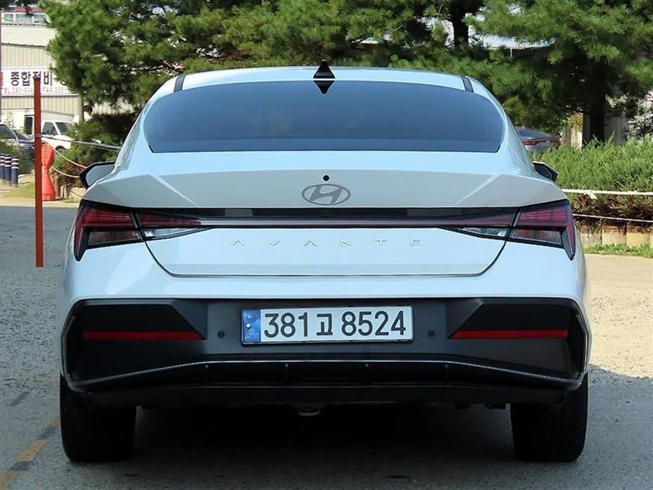 Hyundai AVANTE — фото 8