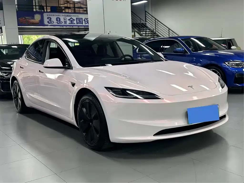 Tesla Model 3 — фото 2