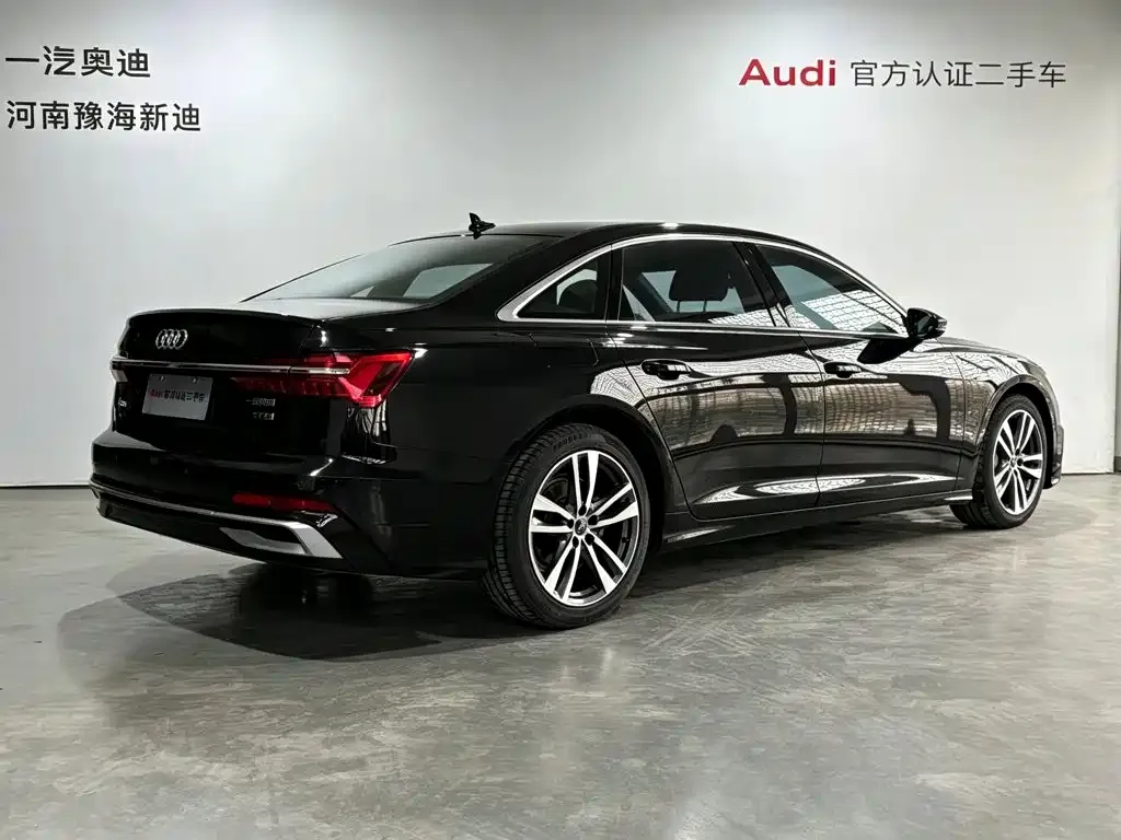Audi A6L — фото 9