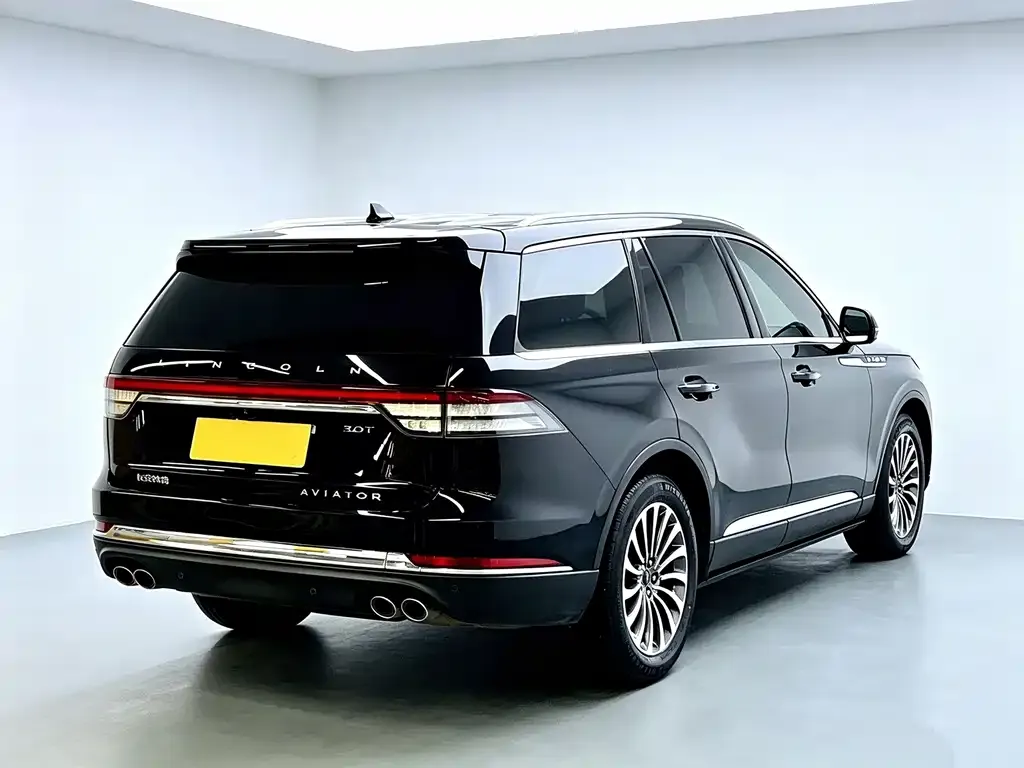 Lincoln Aviator — фото 9
