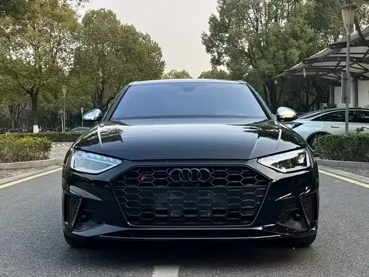 Audi S4 — фото 3