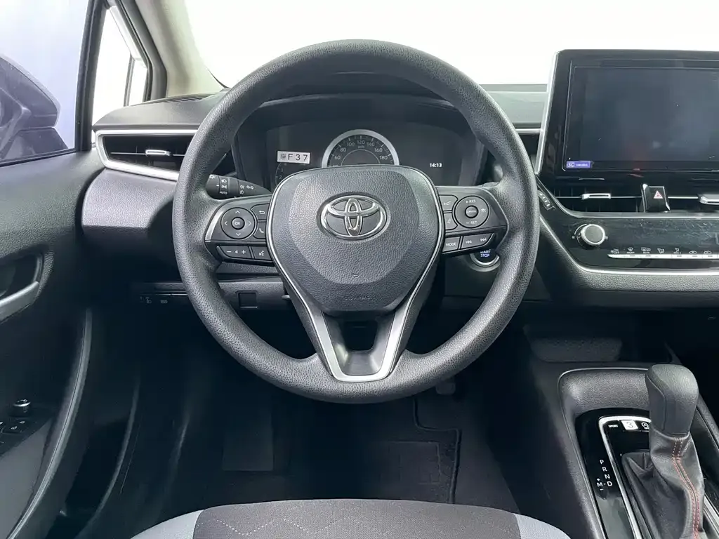 Toyota Corolla — фото 10