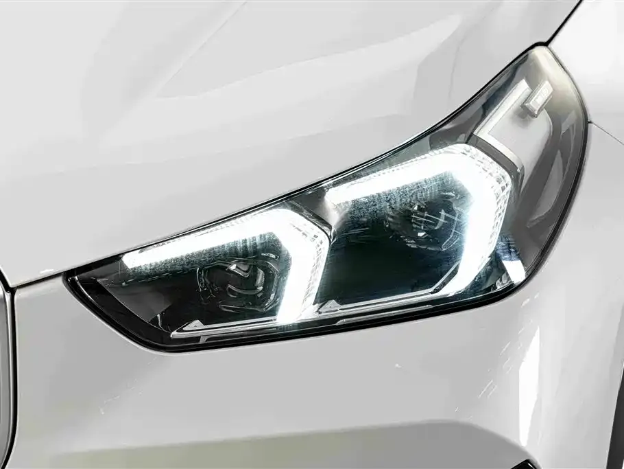 BMW X1 — фото 2