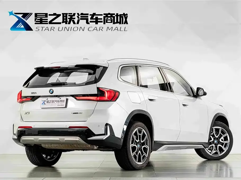 BMW X1 — фото 10
