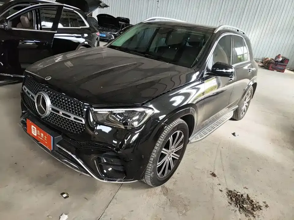 Mercedes-Benz GLE (Import) — фото 1