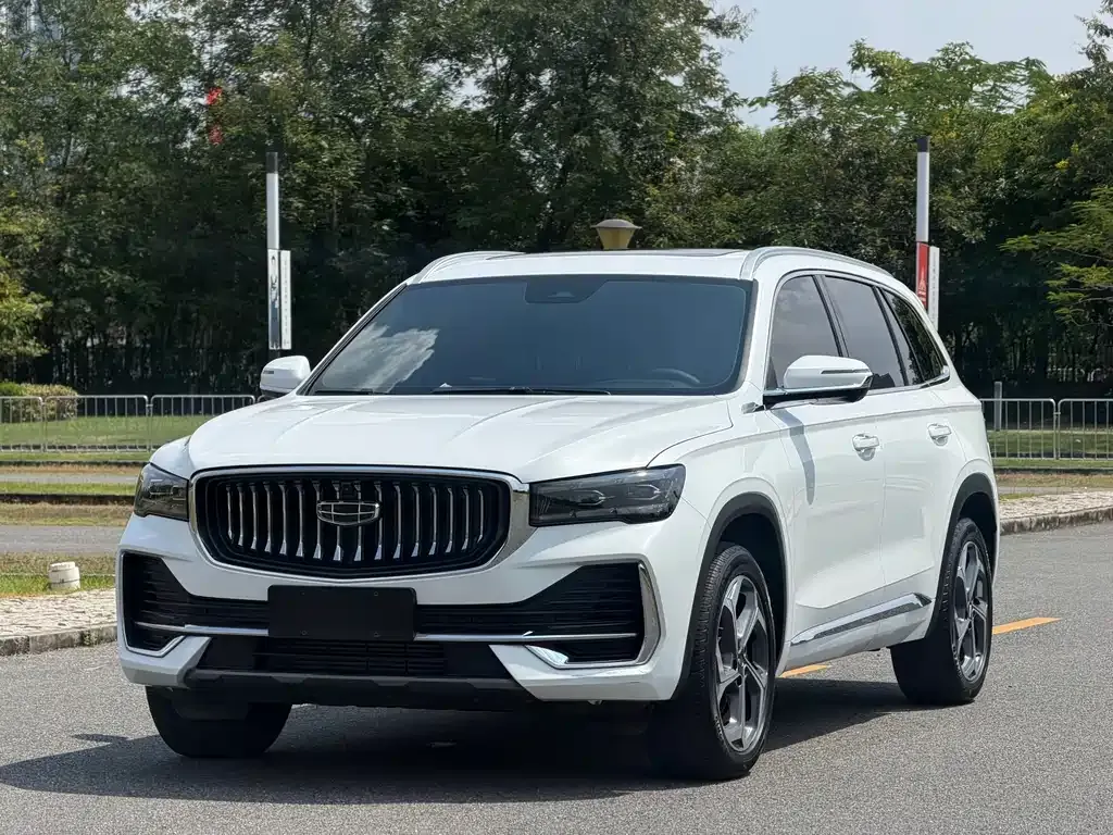 Geely Xingyue L — фото 1