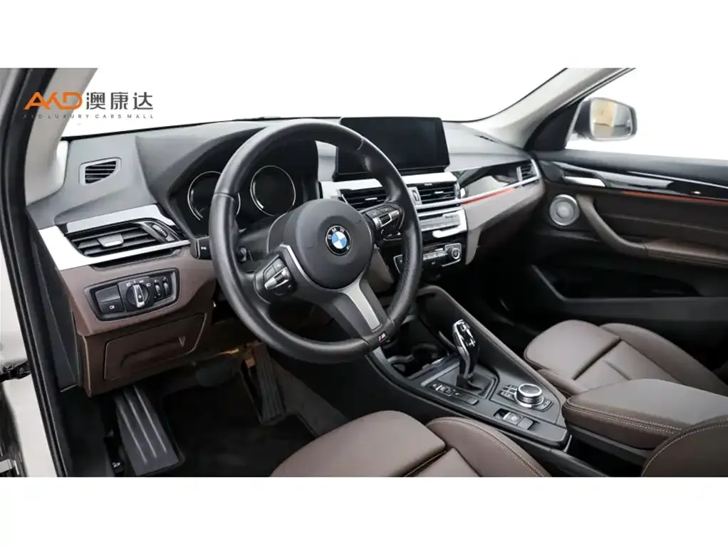 BMW X1 — фото 10