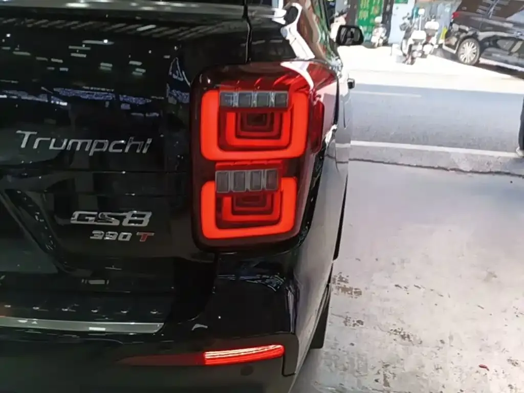 GAC Motor Trumpchi GS8 — фото 2