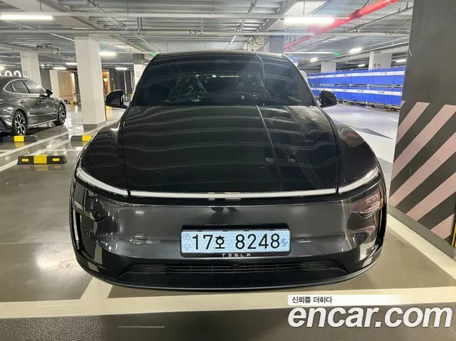 Tesla Model Y — фото 10